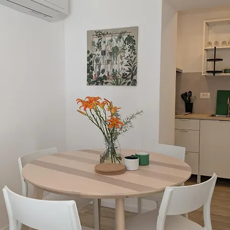 Charming In Lägenhet Kastav